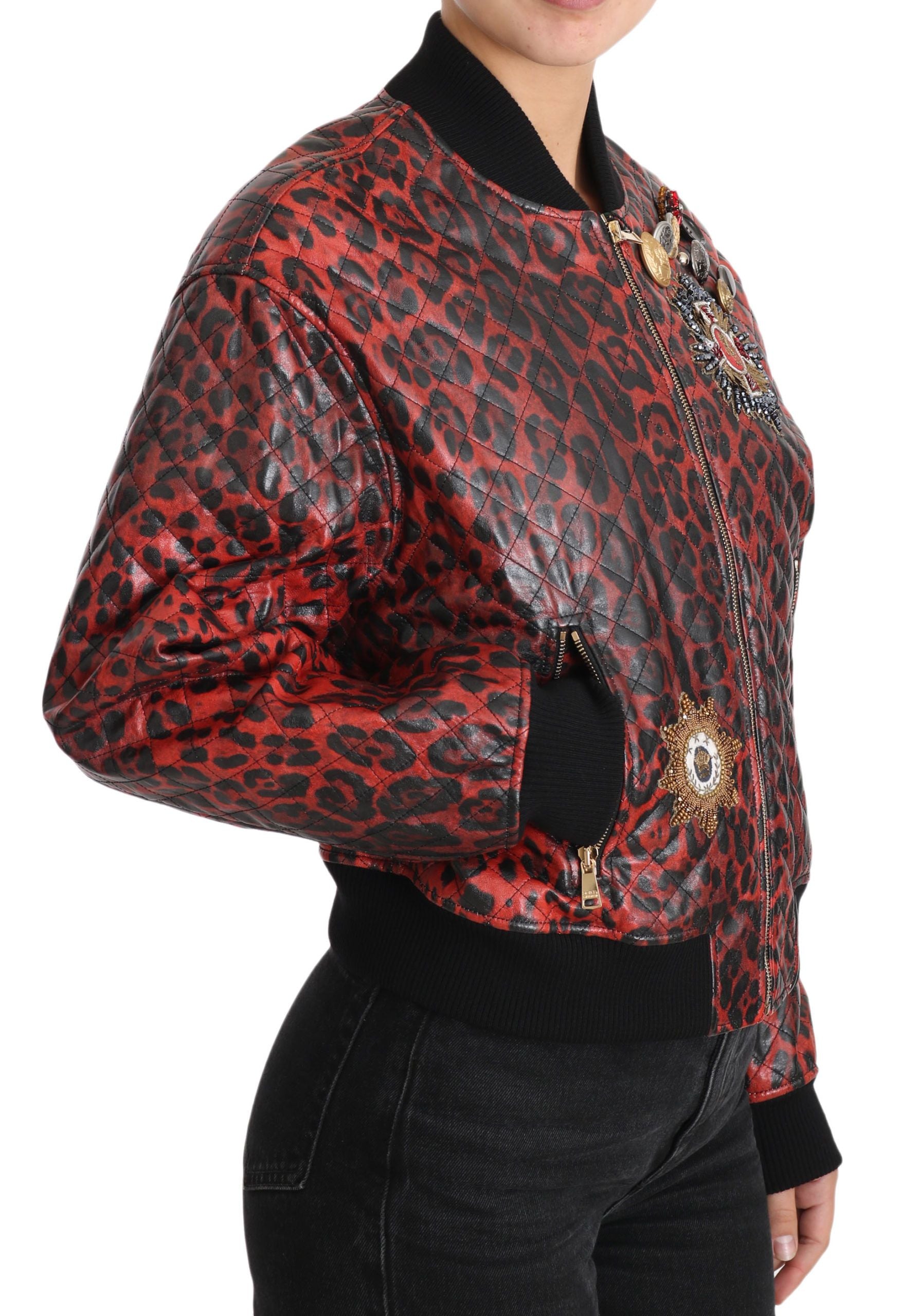 Dolce &amp; Gabbana Veste en cuir bomber léopard rouge avec boutons en cristal