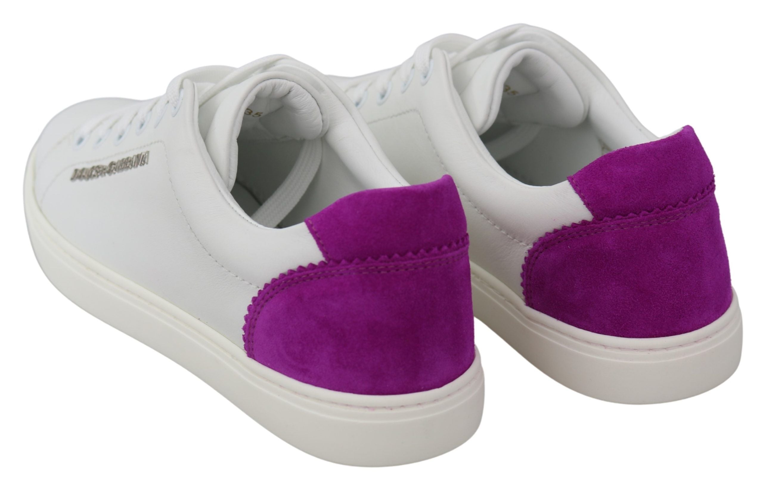 Dolce &amp; Gabbana Chic Baskets en cuir blanc avec accents violets