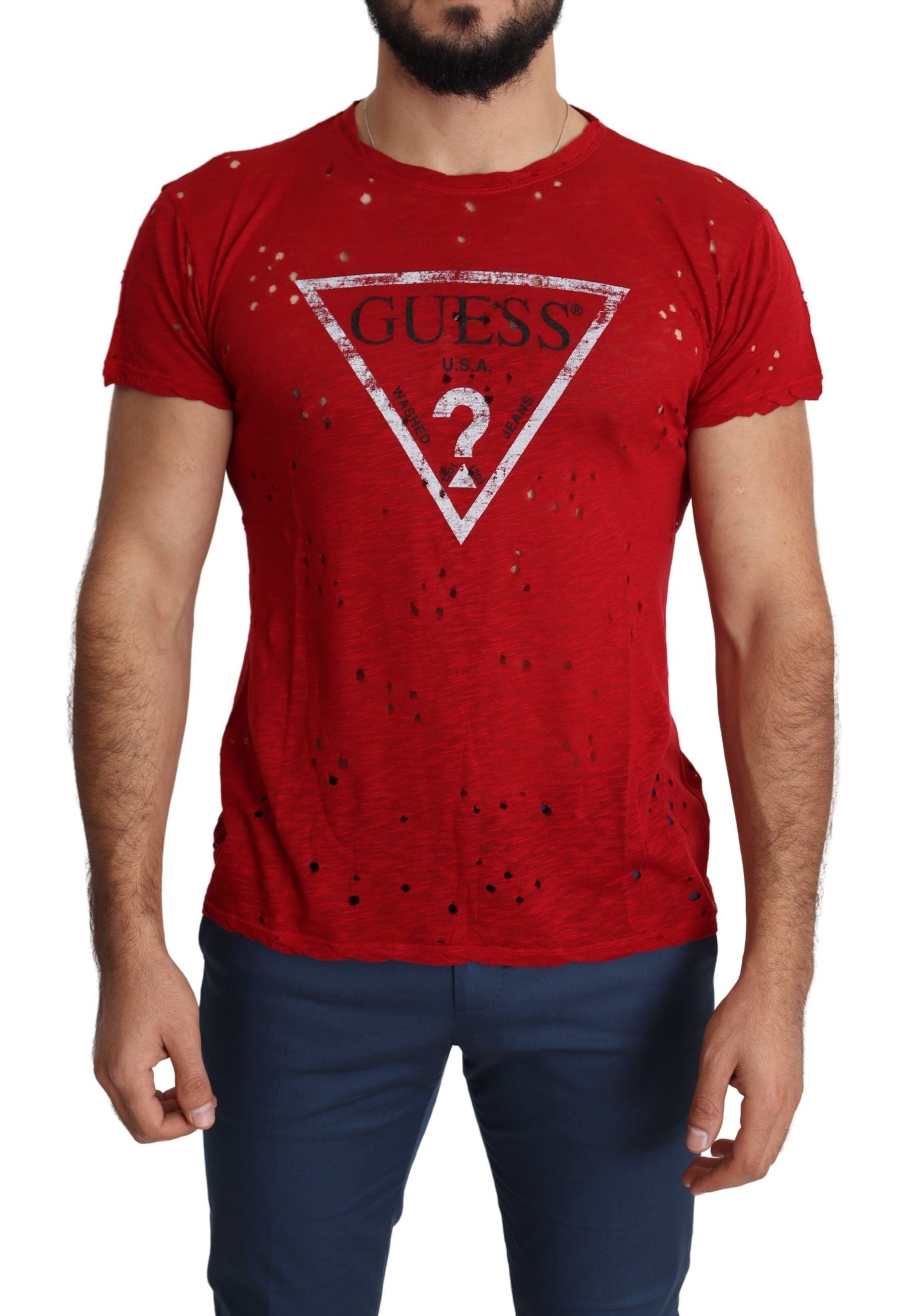 T-shirt en coton rouge radieux Guess, parfait pour un style quotidien