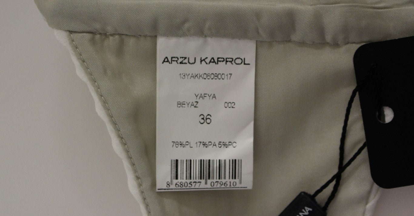 Arzu Kaprol Gilet chic à franges et dos ouvert