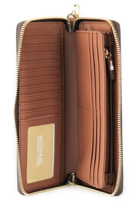 Michael Kors Jet Set Travel Grand portefeuille à bracelet continental marron Signature