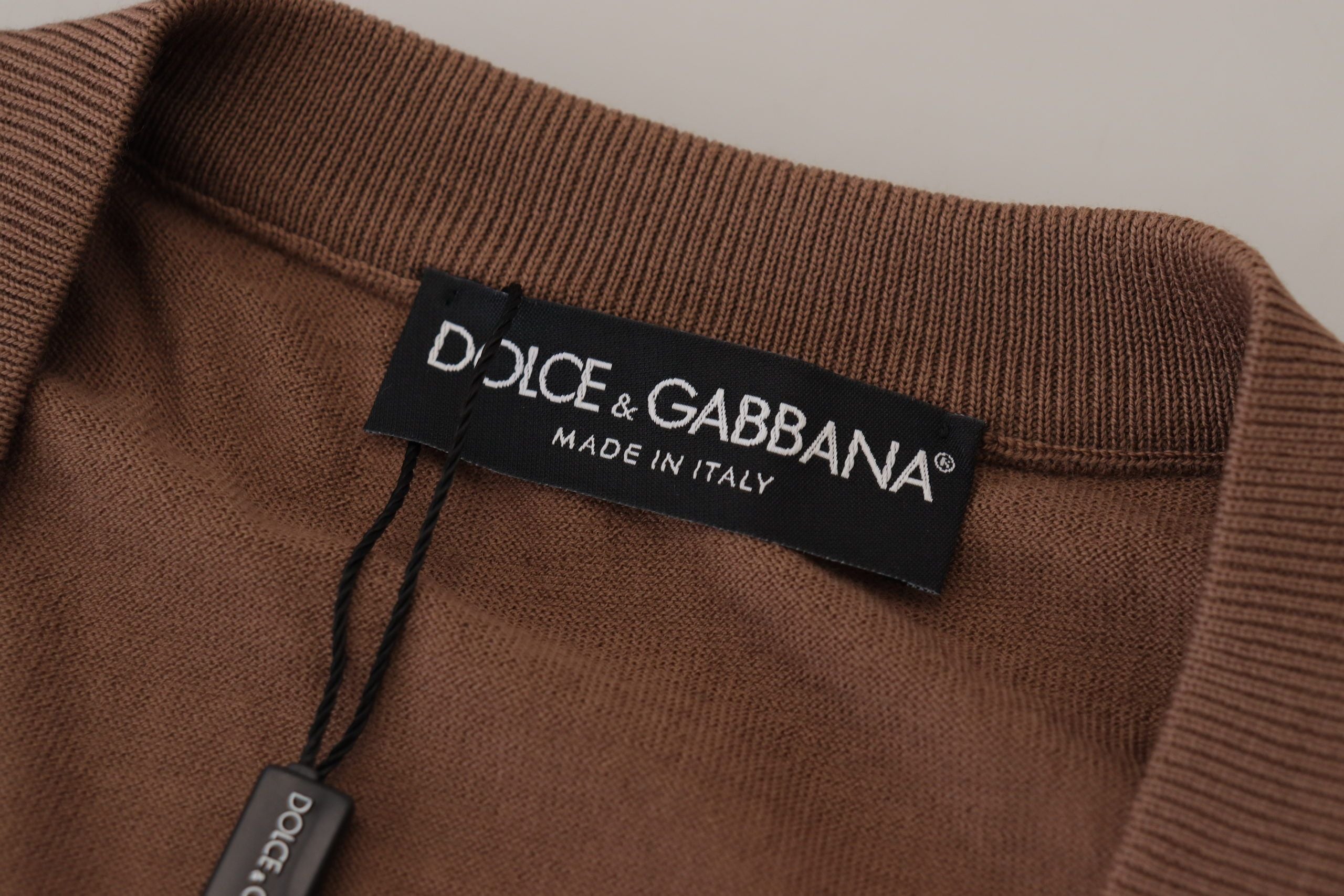 Dolce &amp; Gabbana Pull élégant à col en V en laine vierge