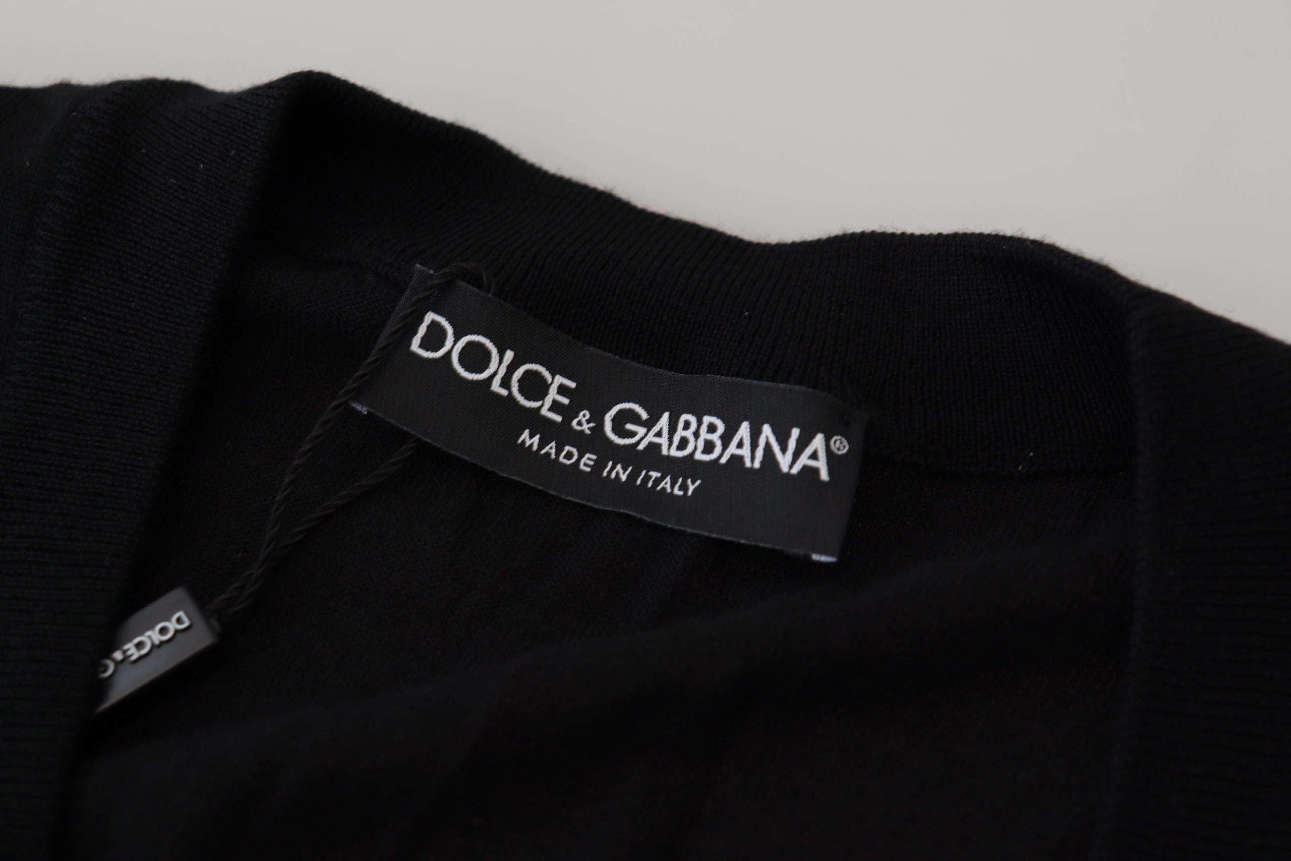 Dolce &amp; Gabbana Cardigan noir boutonné en laine élégante