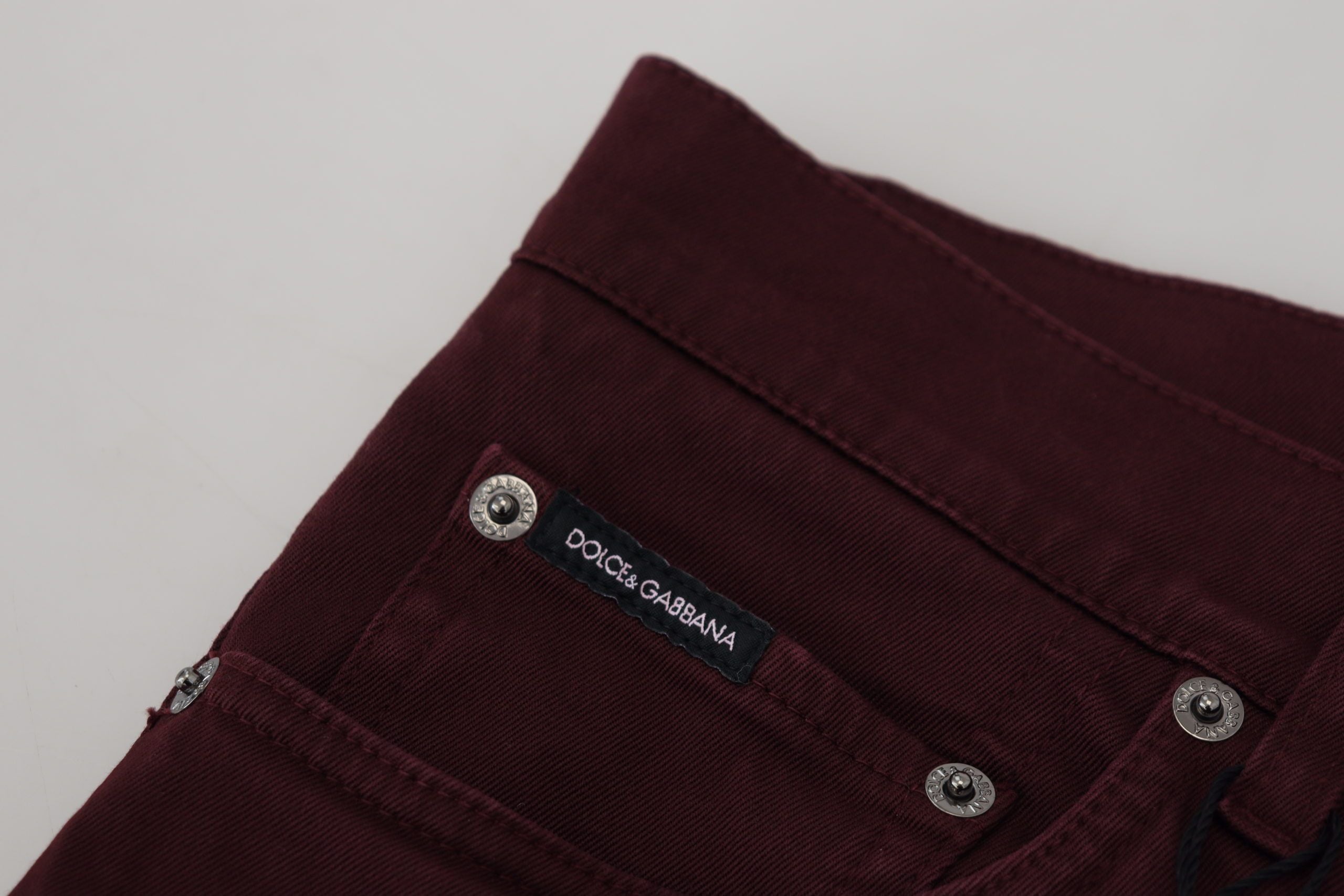 Dolce &amp; Gabbana Slim Fit Bordeaux Jeans - Luxe Italien