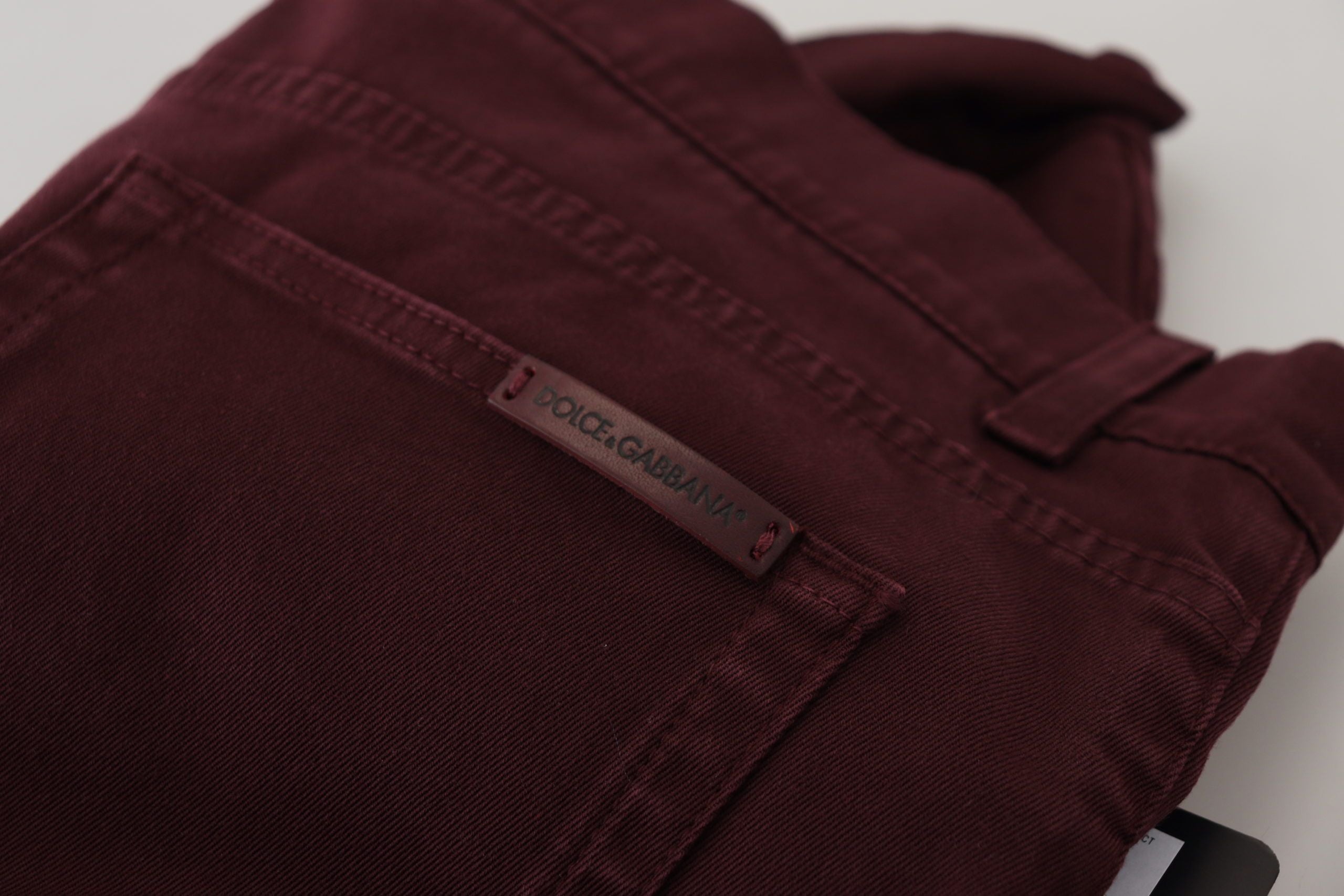 Dolce &amp; Gabbana Slim Fit Bordeaux Jeans - Luxe Italien