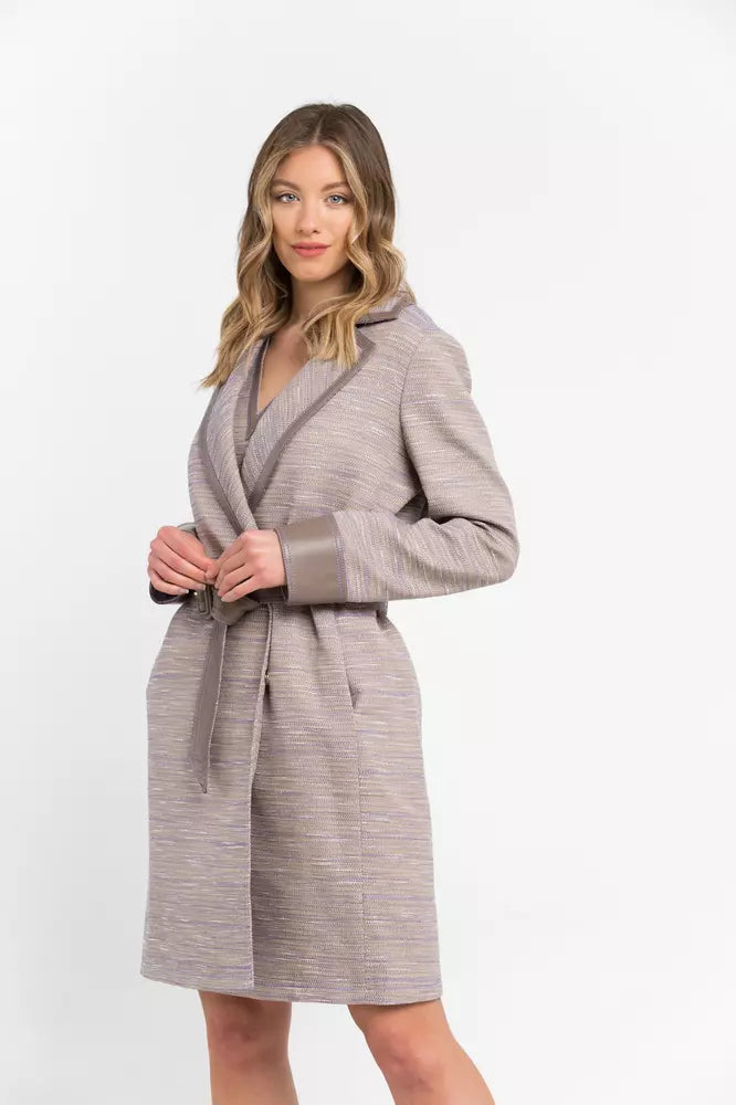 Trussardi Chic manteau kimono en coton beige avec détails contrastés