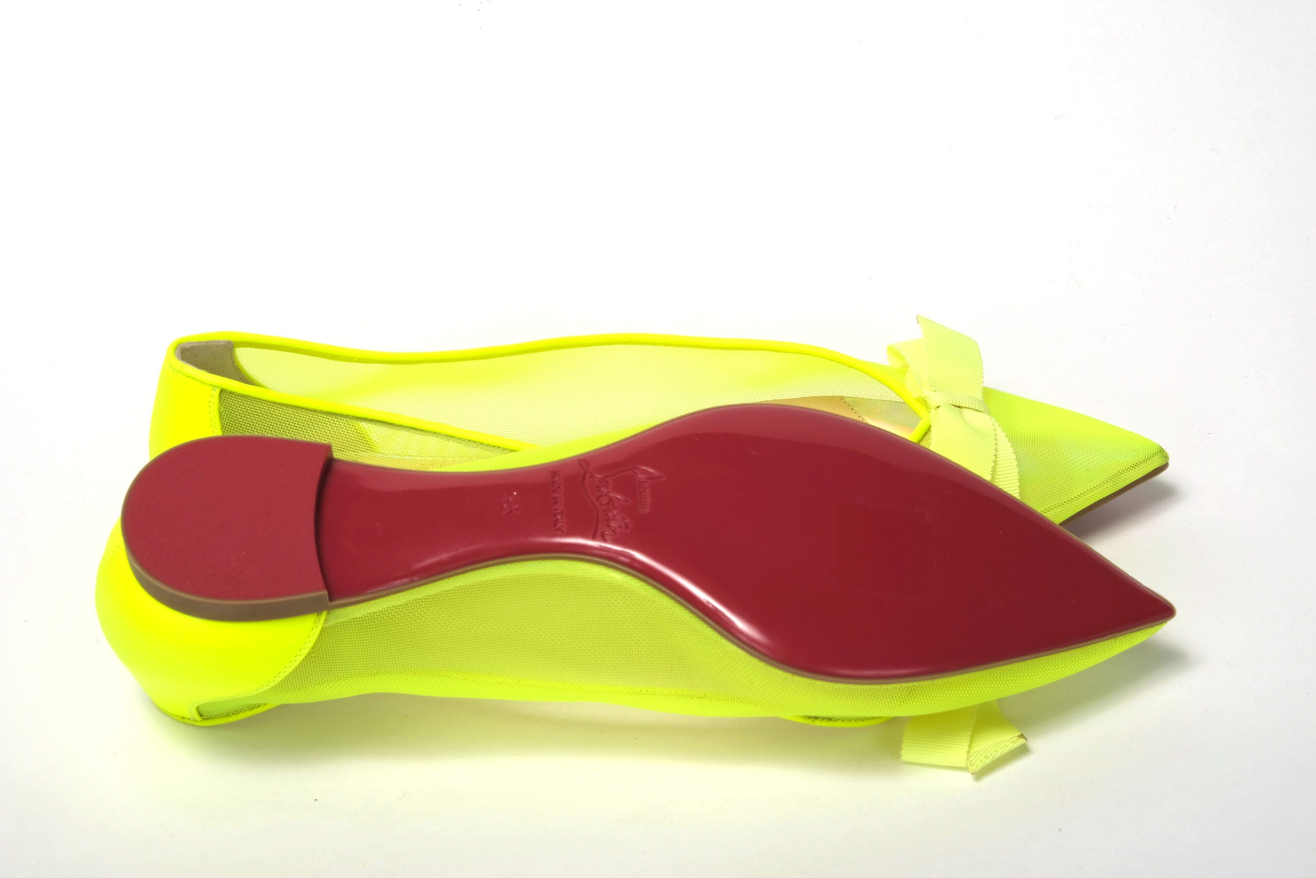 Christian Louboutin Fluro Jaune Chaussure à Bout Plat