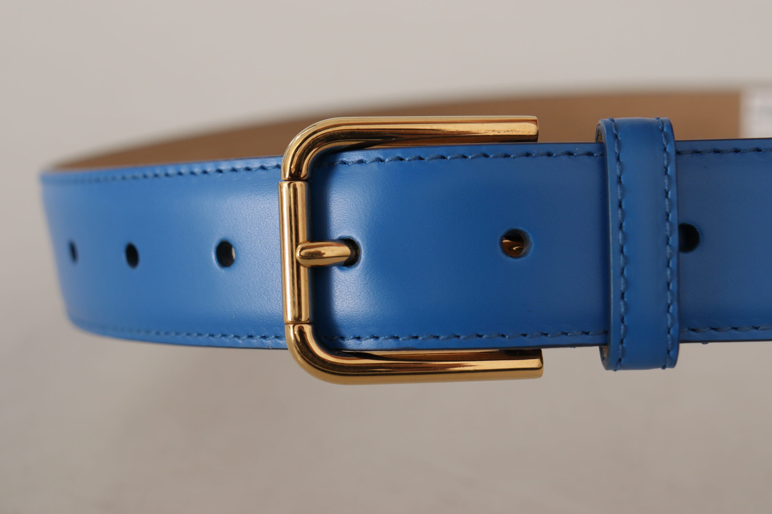 Dolce &amp; Gabbana Ceinture élégante en cuir bleu avec boucle gravée