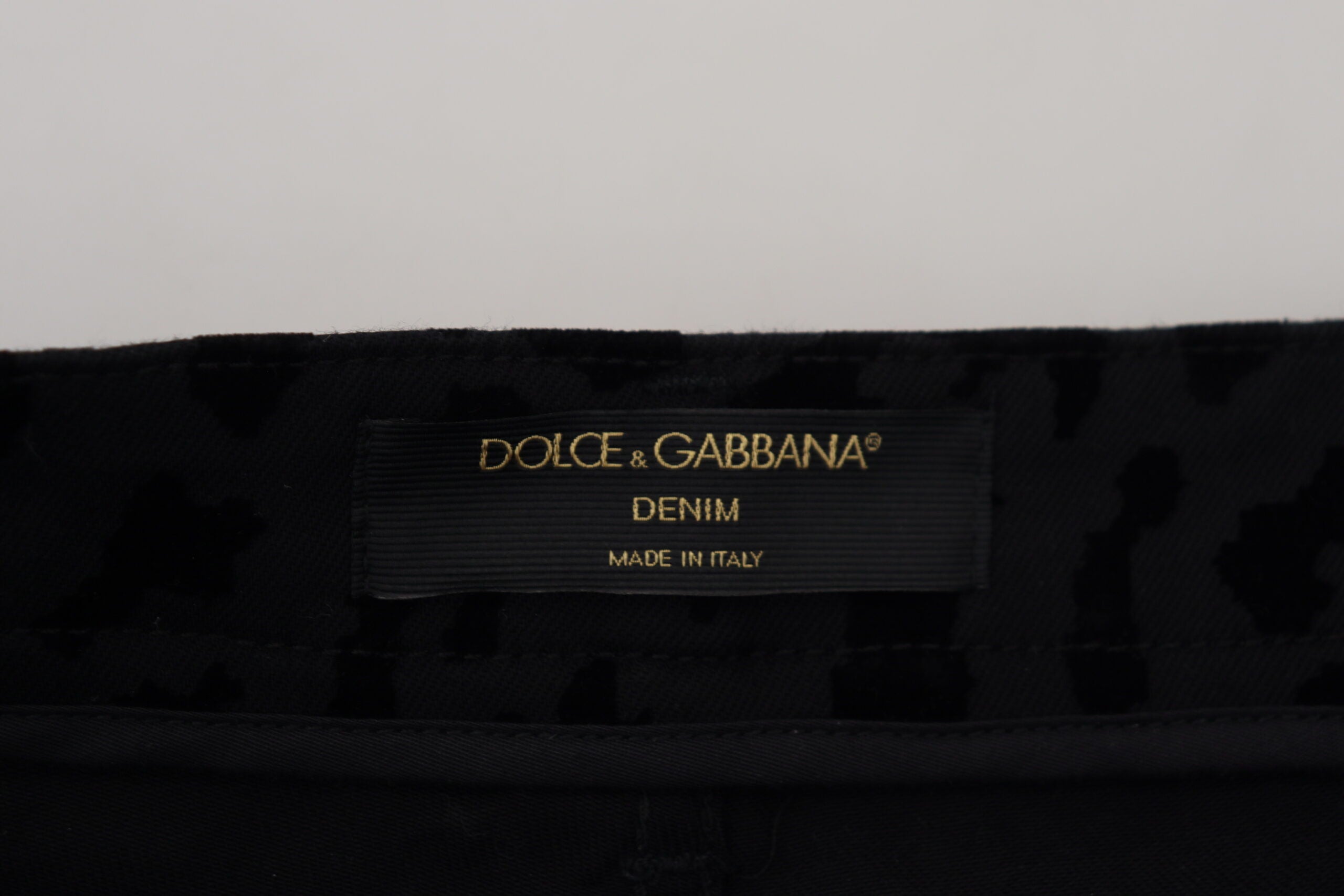 Dolce & Gabbana Chic Mid Waist Hot Pants Shorts