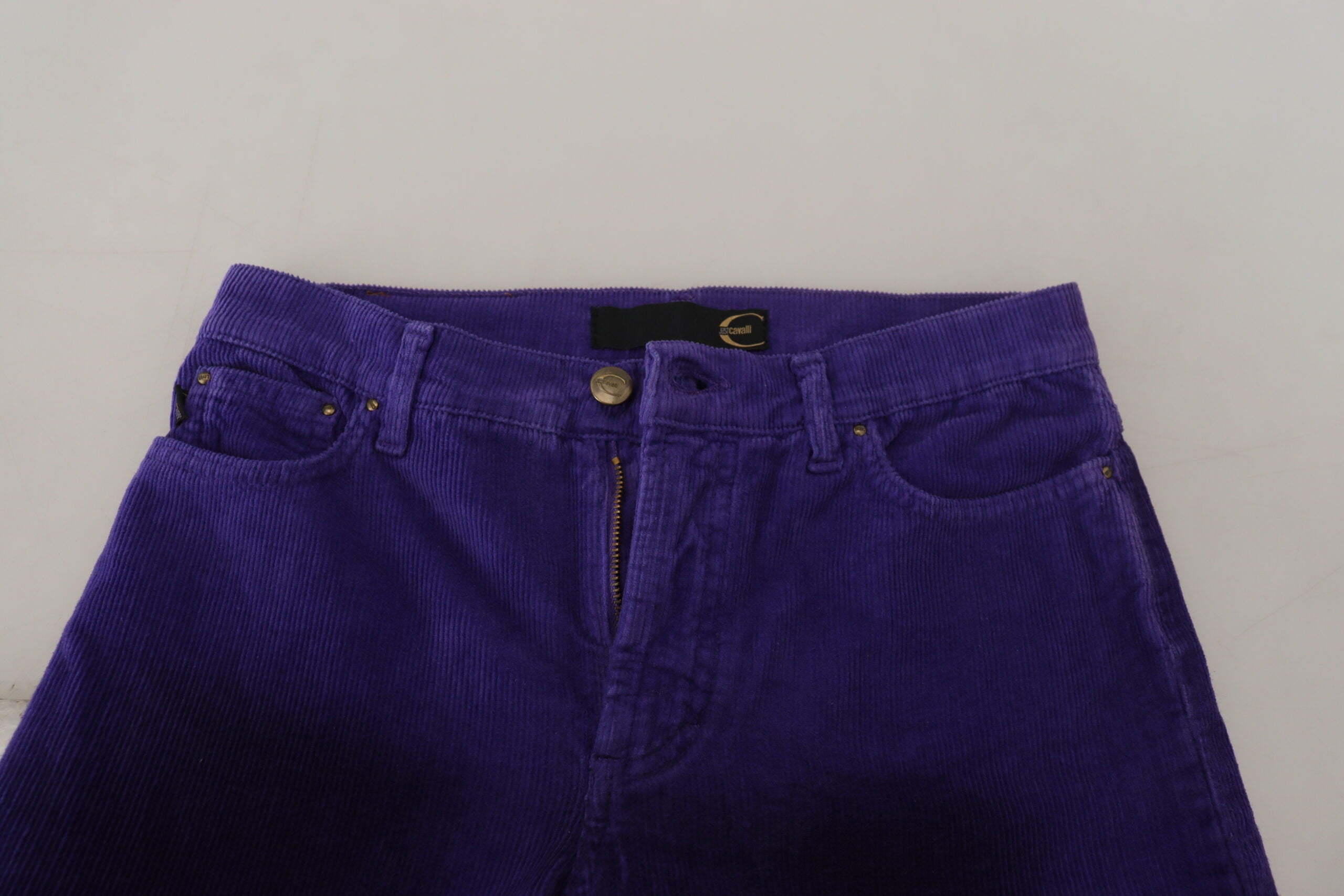 Just Cavalli Pantalon élégant en velours côtelé violet coupe droite