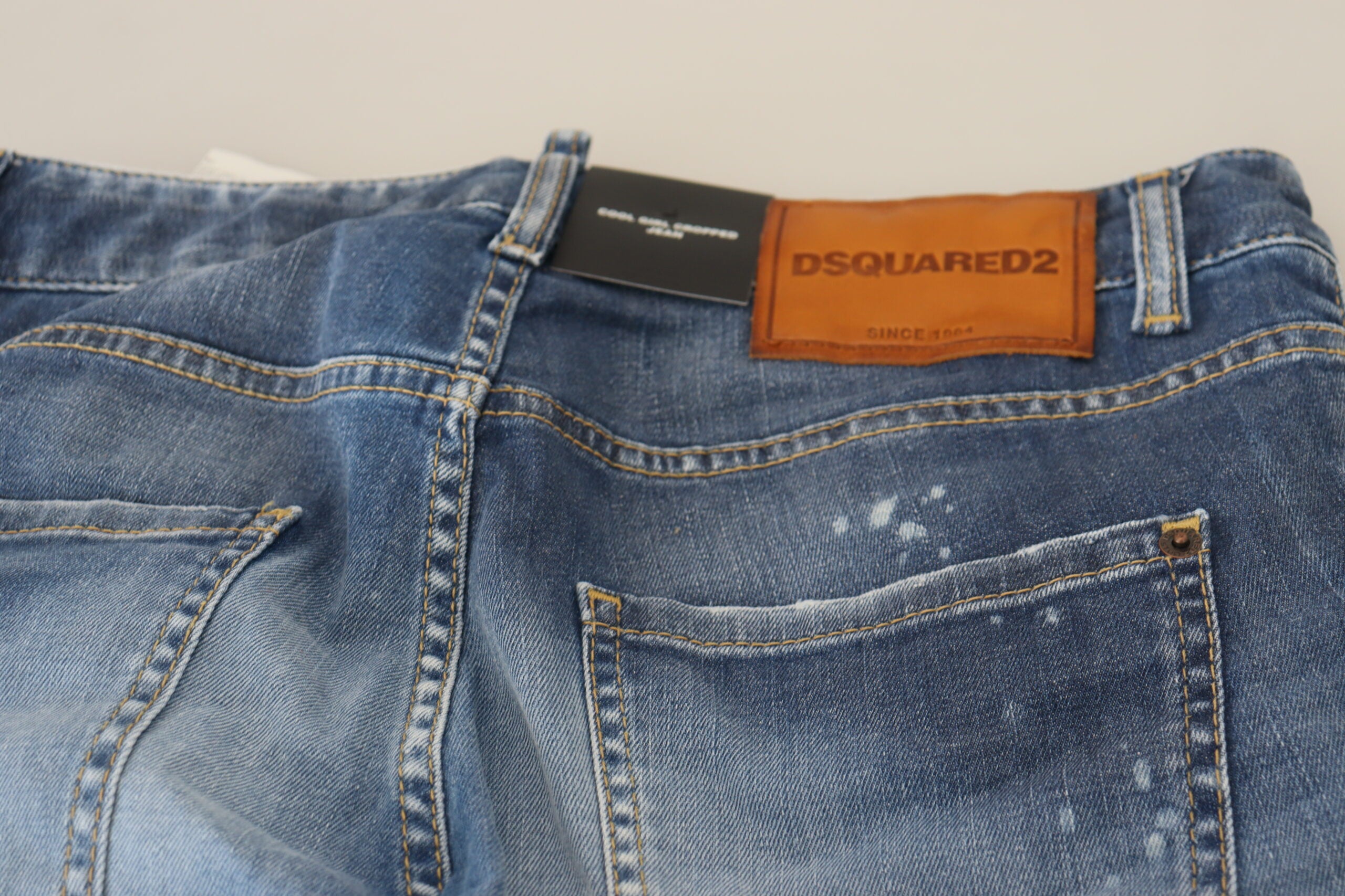 Dsquared² Chic Cropped Blue Denim - Élevez votre look décontracté