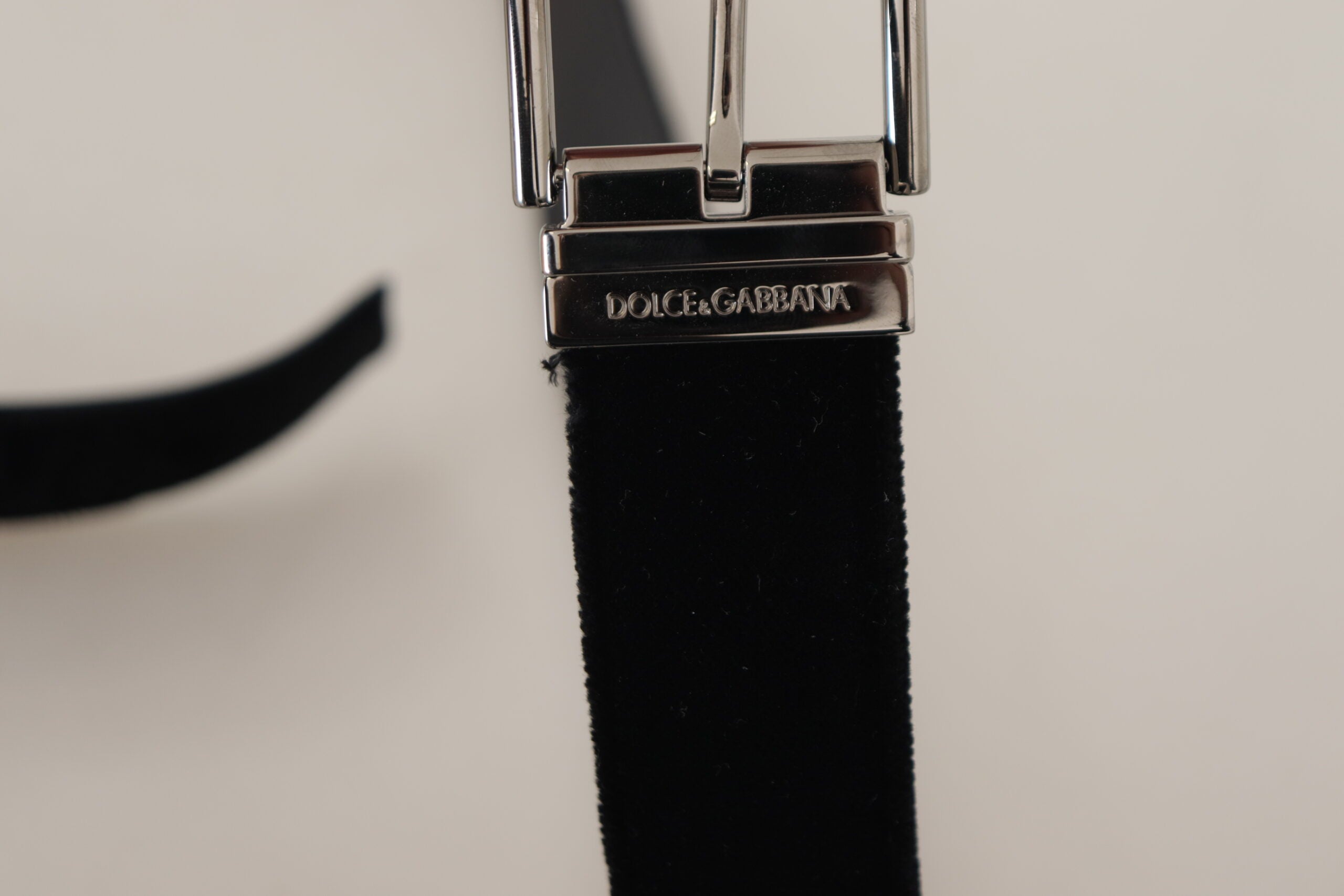 Dolce &amp; Gabbana Ceinture en cuir velours sophistiquée