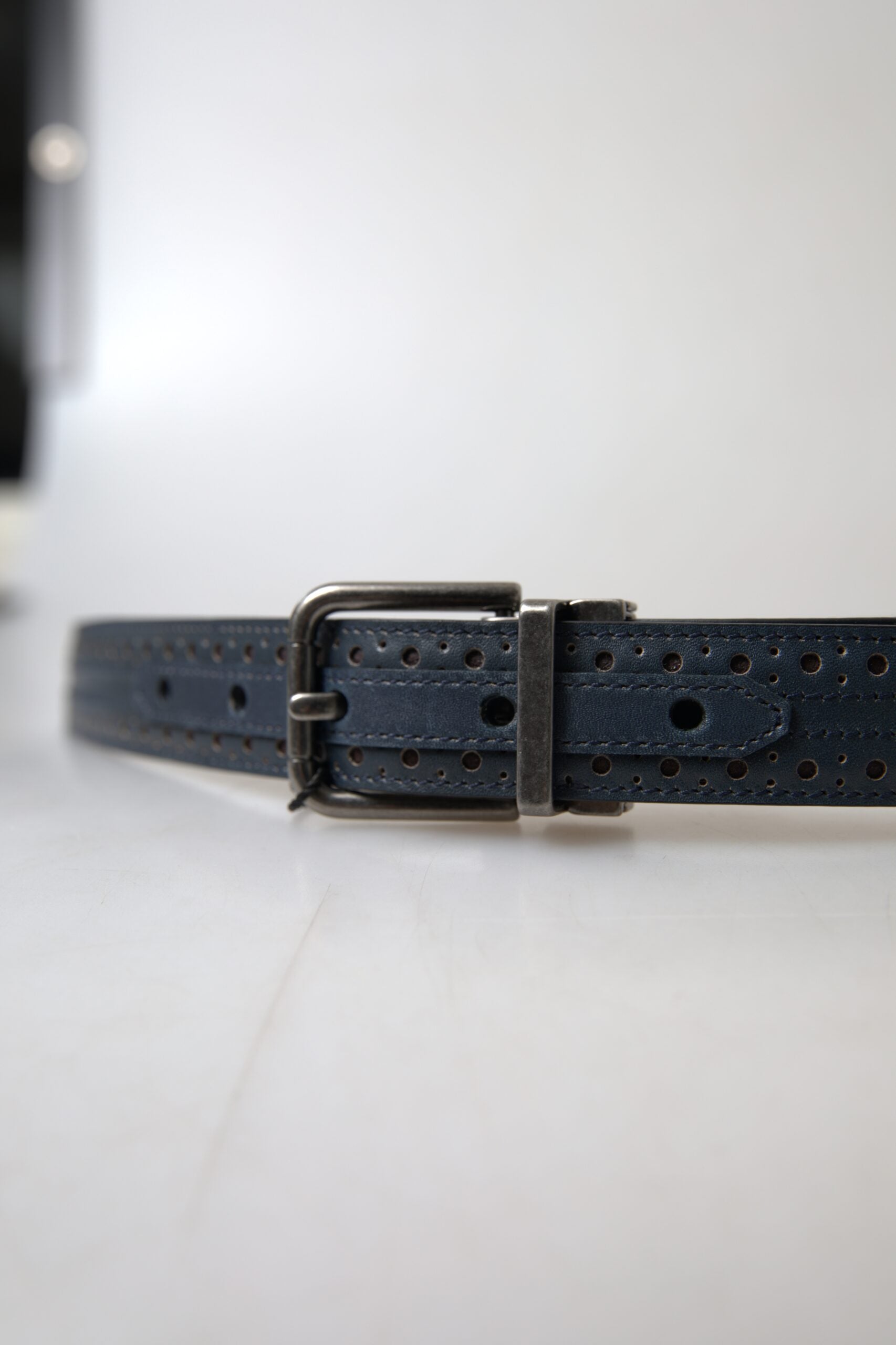 Dolce &amp; Gabbana Ceinture élégante en cuir bleu avec boucle en métal