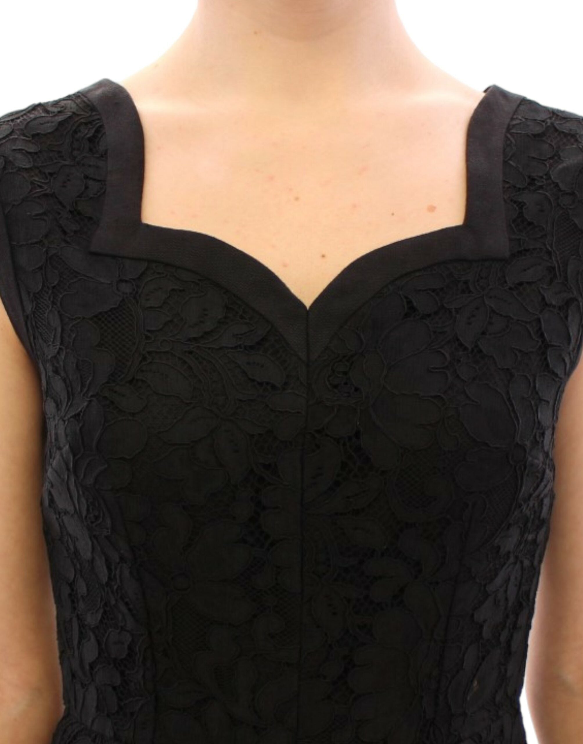 Dolce &amp; Gabbana Robe élégante en dentelle florale noire