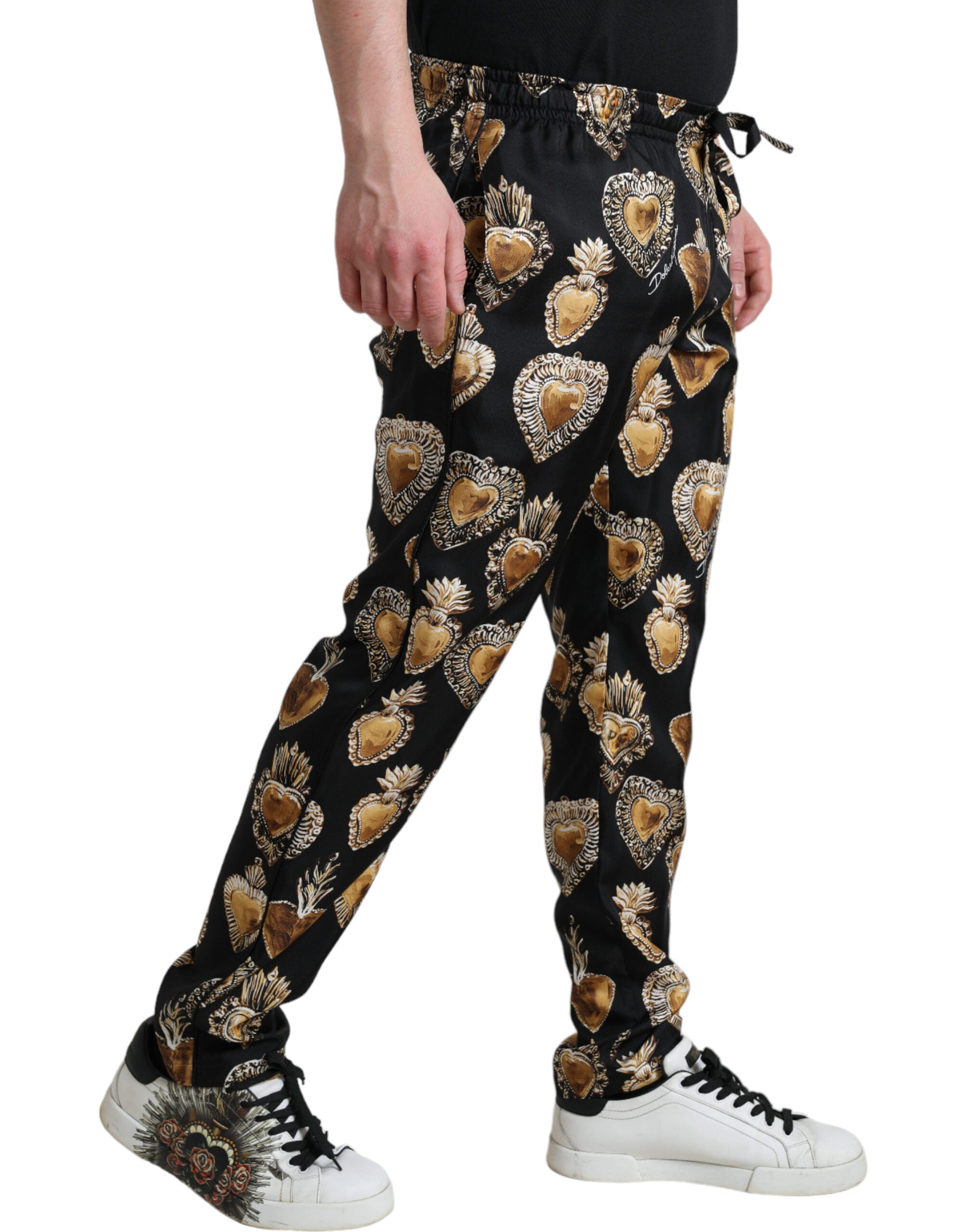 Dolce &amp; Gabbana Chic Pantalon de pyjama en soie à imprimé cœur