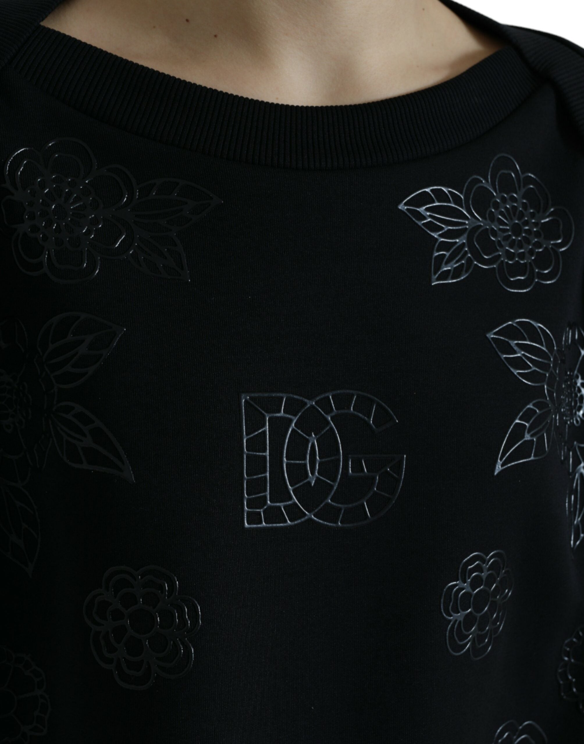 Dolce &amp; Gabbana élégant pull noir à appliques florales