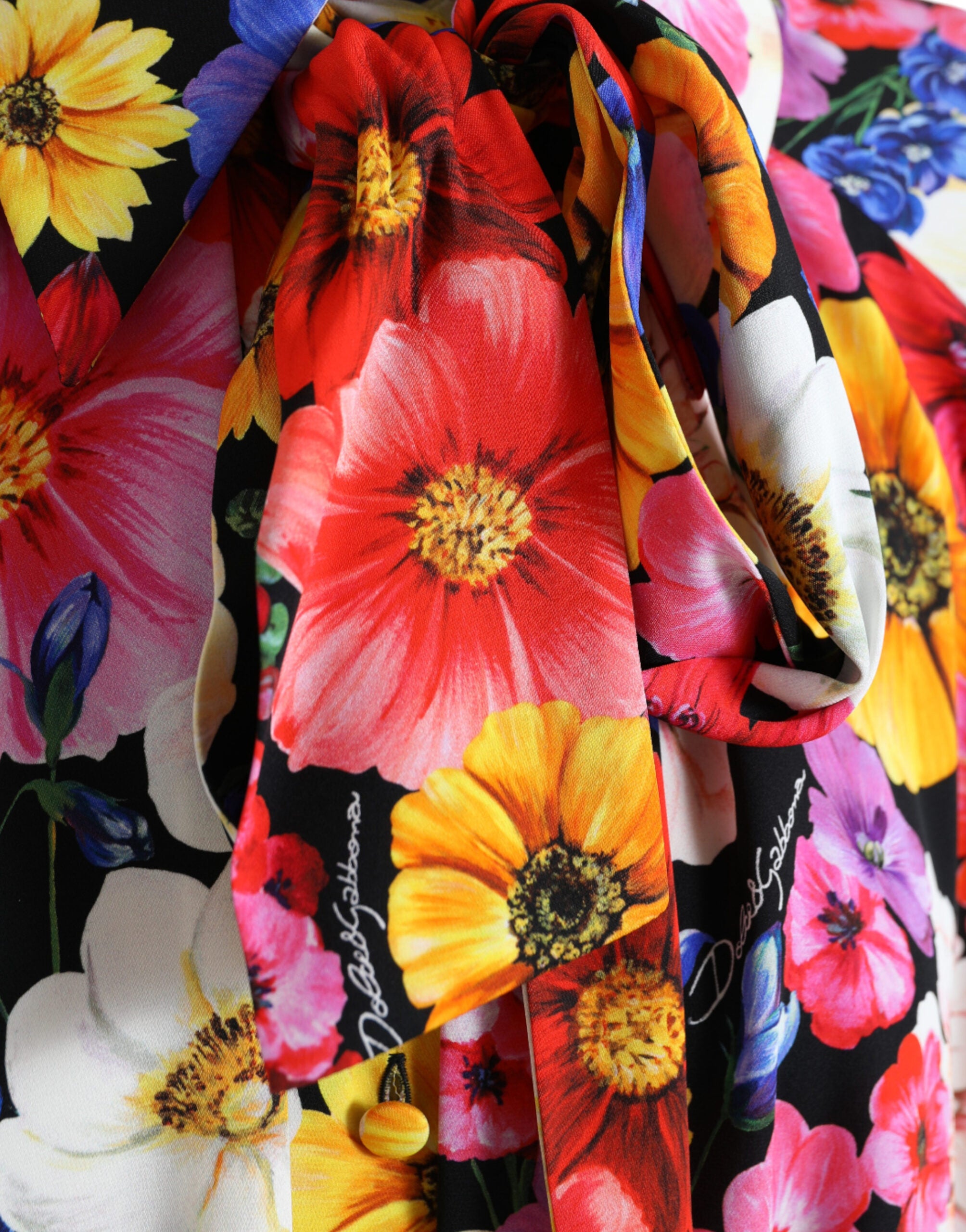 Dolce &amp; Gabbana Blouse en soie florale avec fermeture à nouer sur le devant