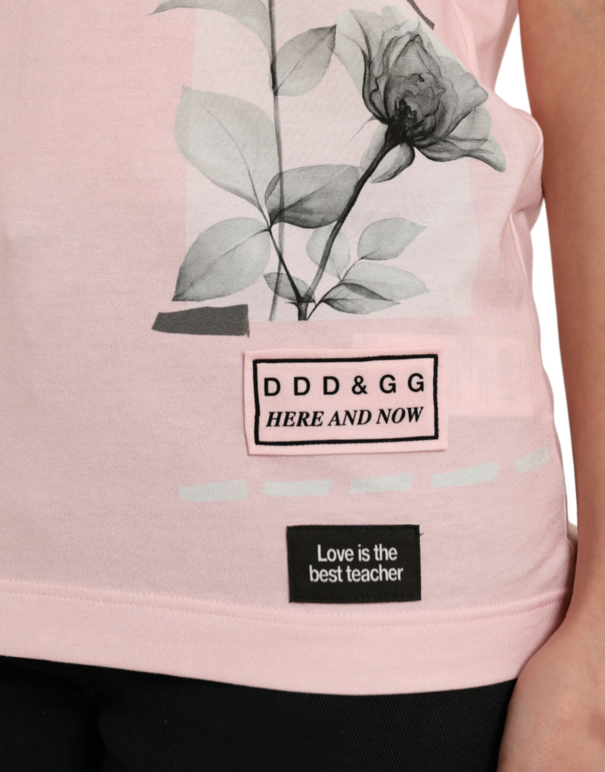 Dolce &amp; Gabbana Chic T-shirt en coton à fleurs rose