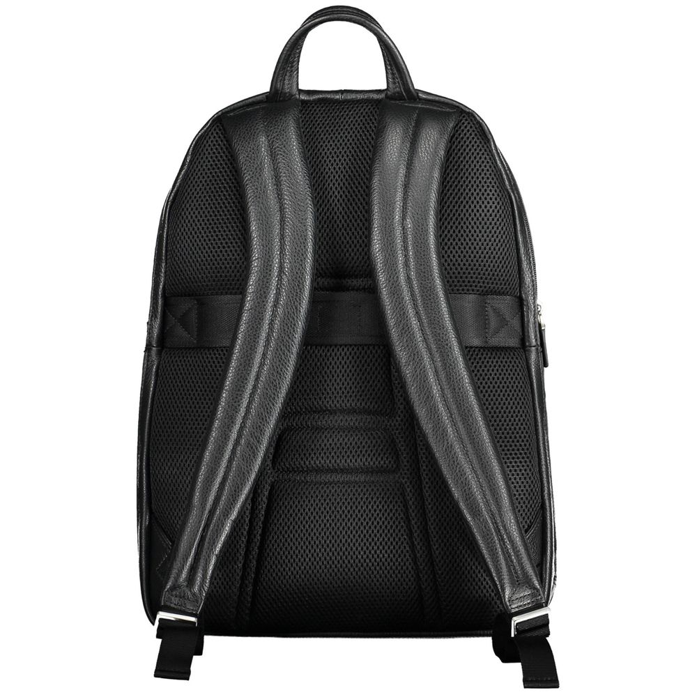 Piquadro Elegant Black Leather Backpack with Laptop Compartment