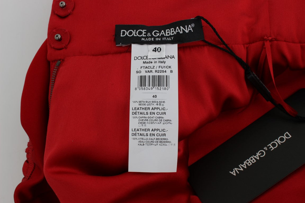 Dolce &amp; Gabbana Short glamour brodé de fleurs en soie rouge