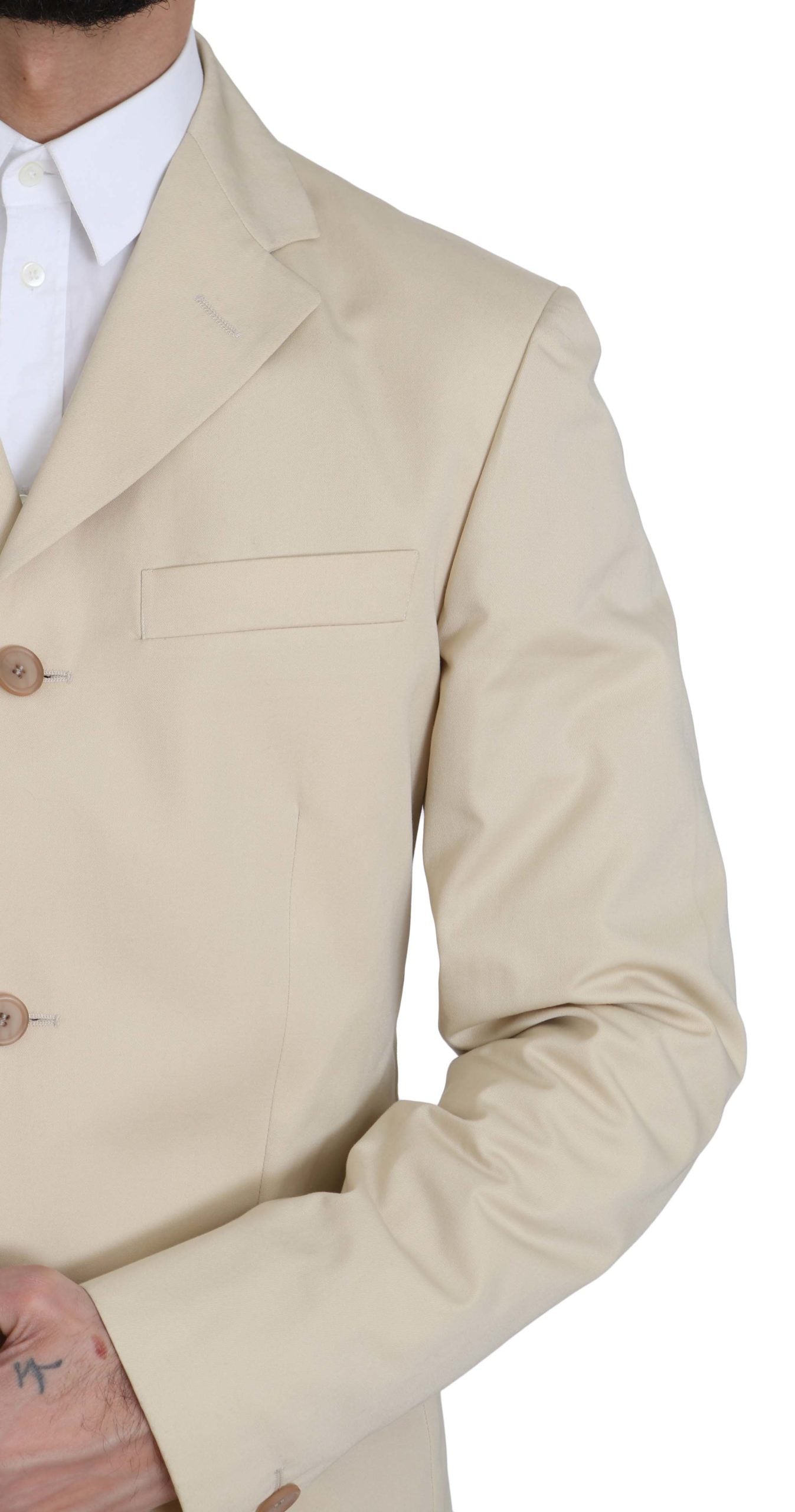 Costume deux pièces beige Romeo Gigli à l'élégance classique