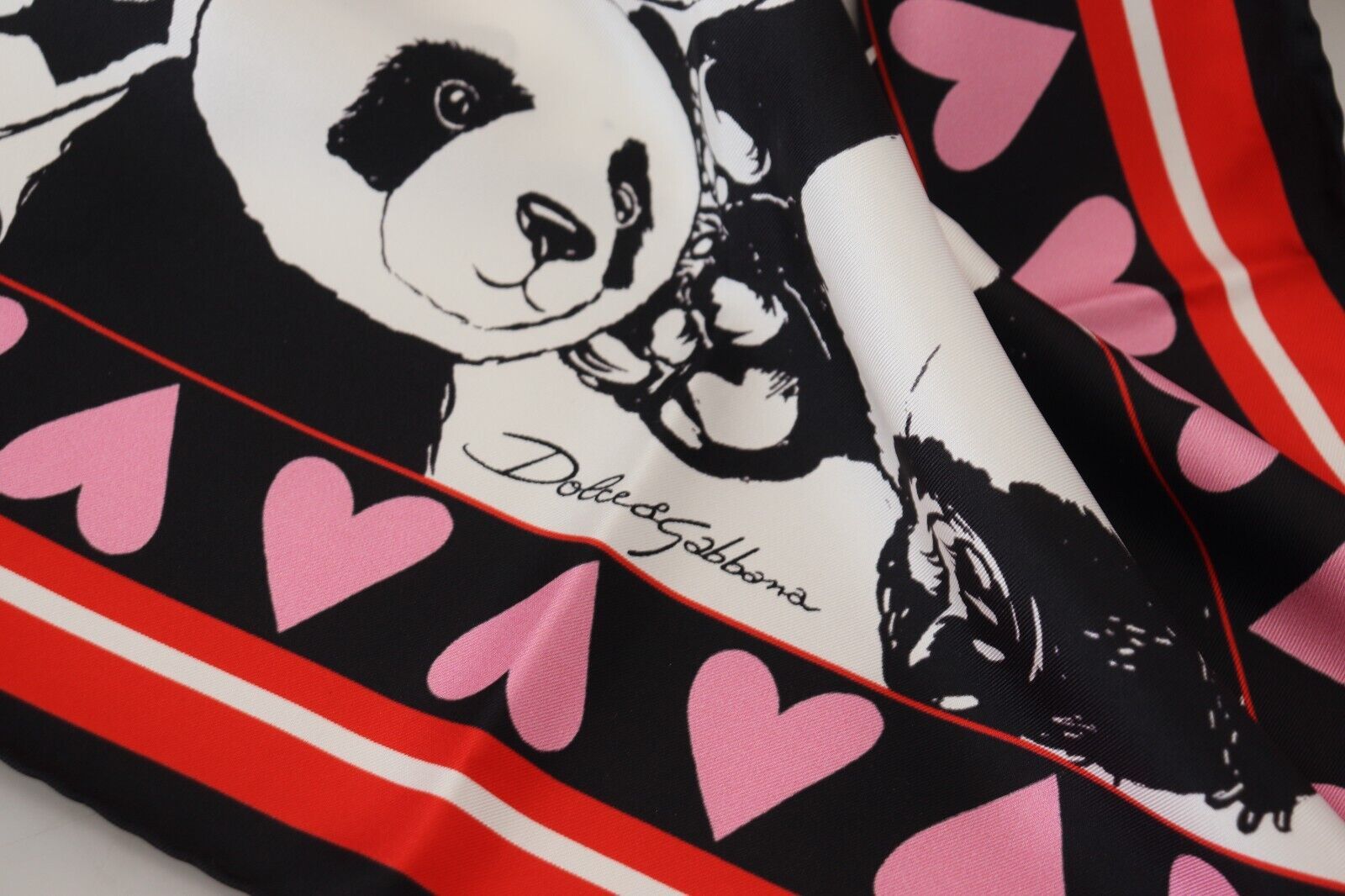 Dolce &amp; Gabbana Écharpe en soie à imprimé panda élégant