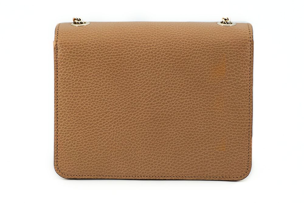 Gucci élégant sac à bandoulière beige avec bouton-pression GG