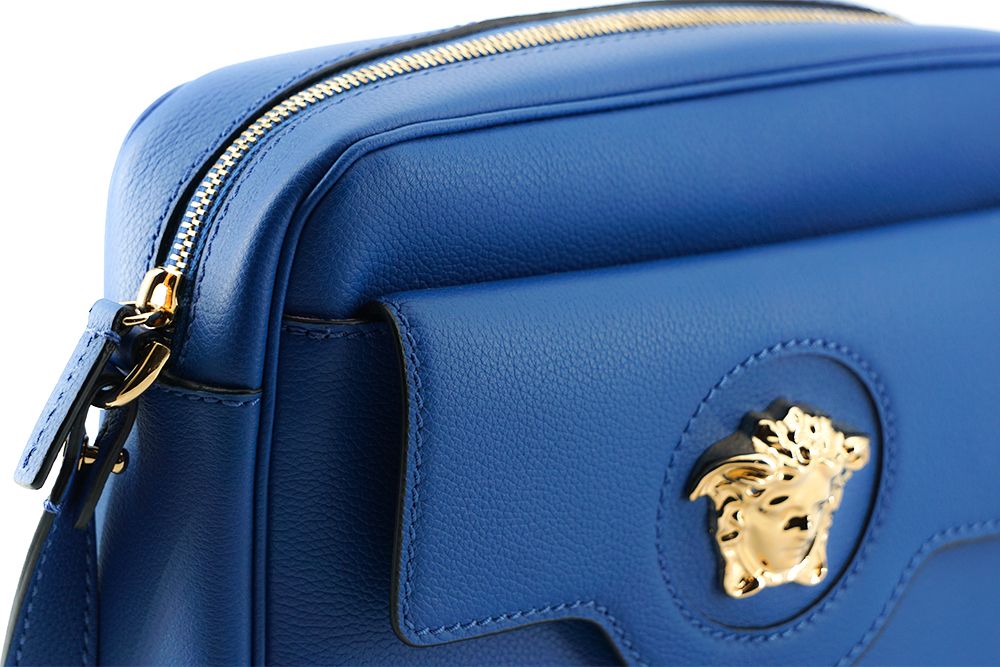 Versace Sac élégant en cuir de veau bleu pour appareil photo